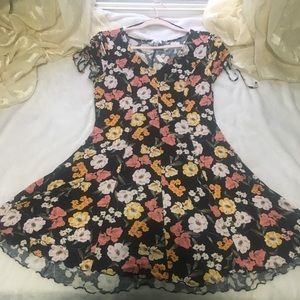Love, Fire Floral Swing Dress, Juniors Large
